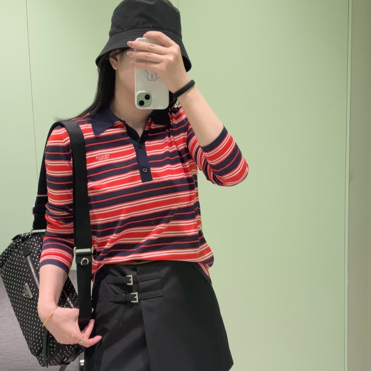 프라다 긴팔 티셔츠 여성