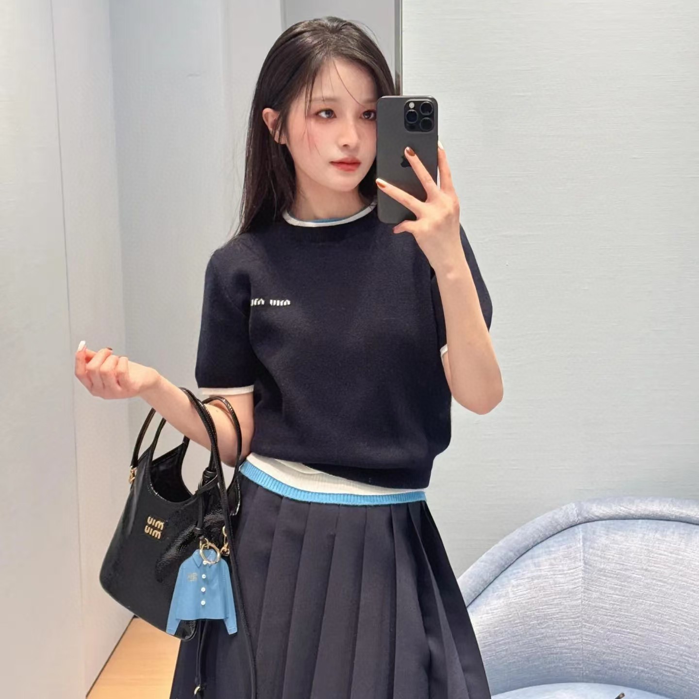 미우미우 반팔티 니트 여성