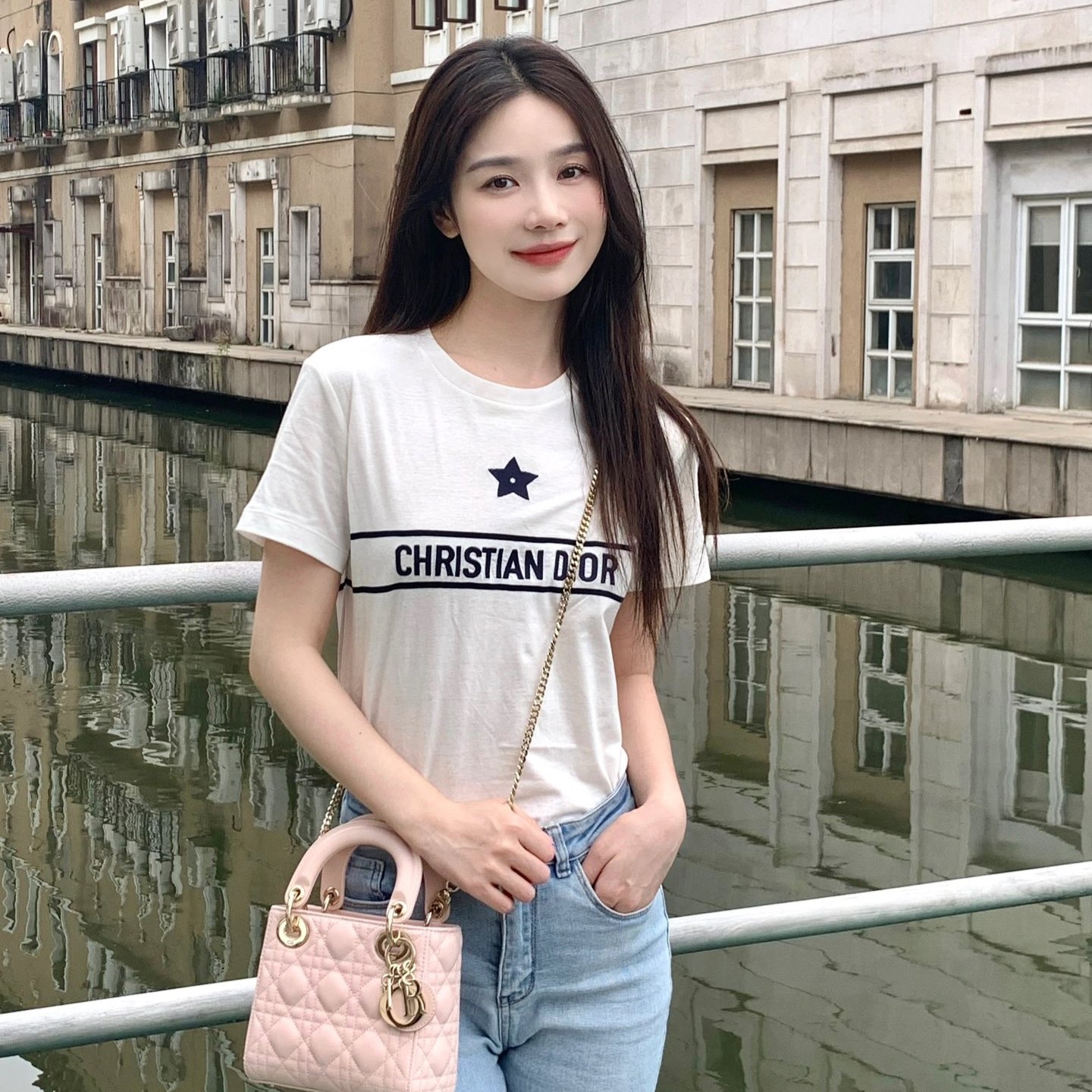 디올 반팔티 여성