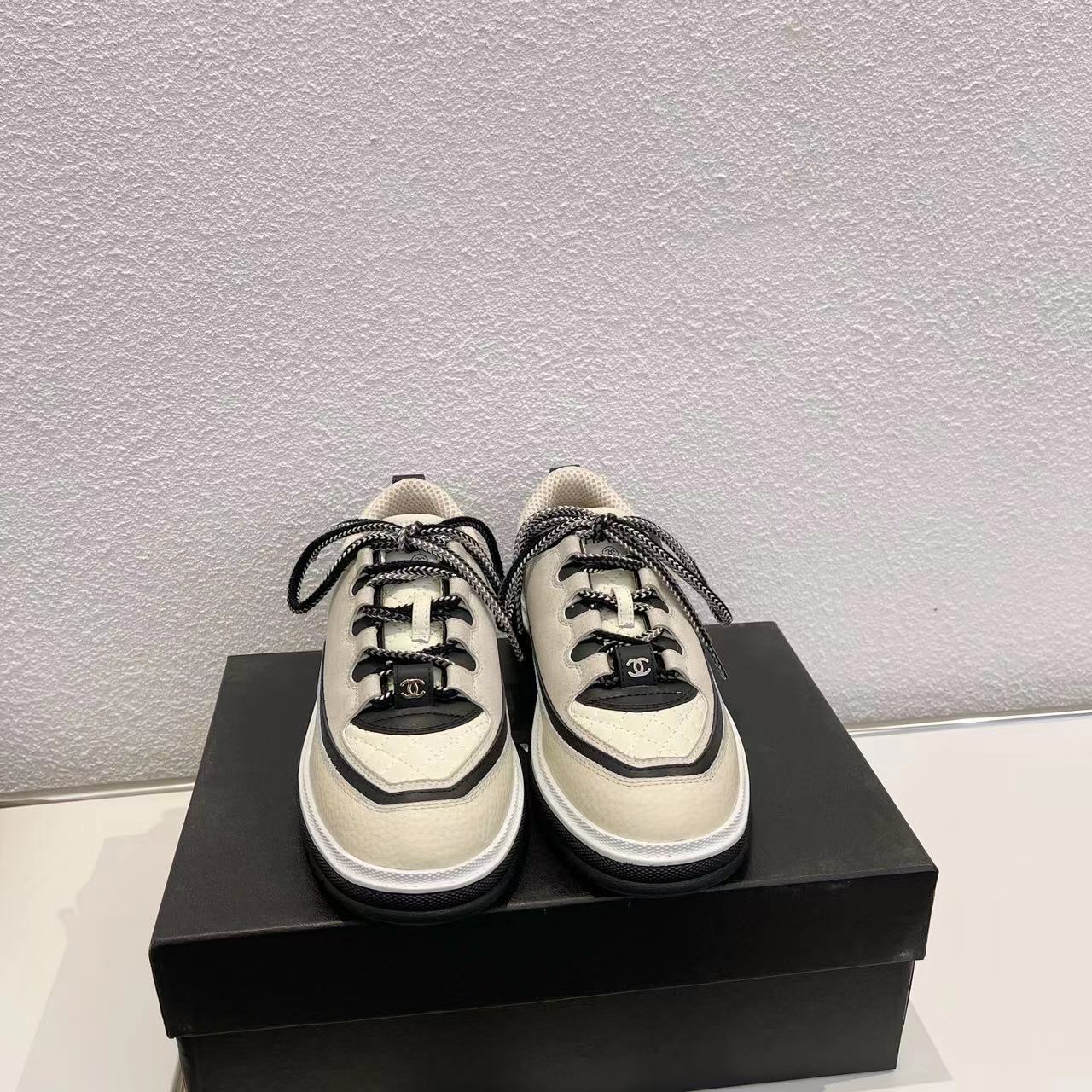 샤넬 스니커즈