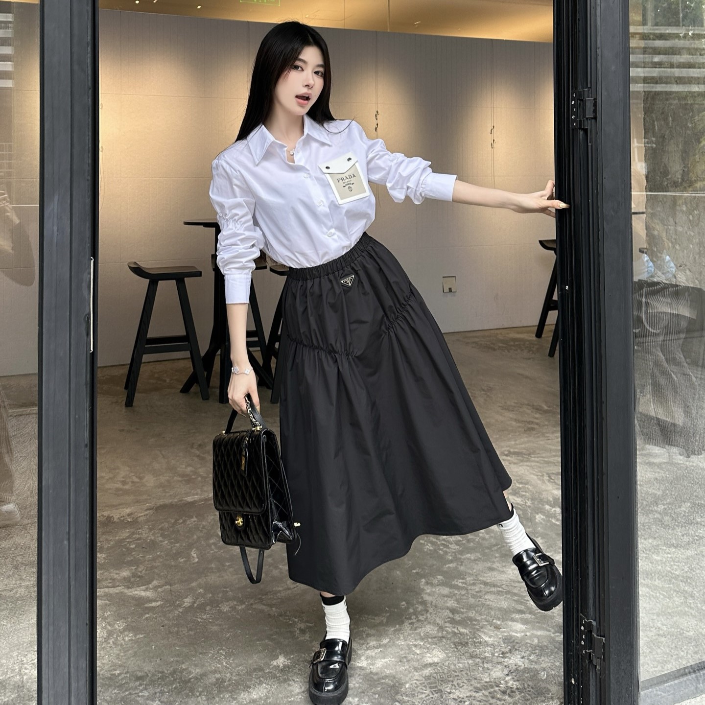 프라다 스커트