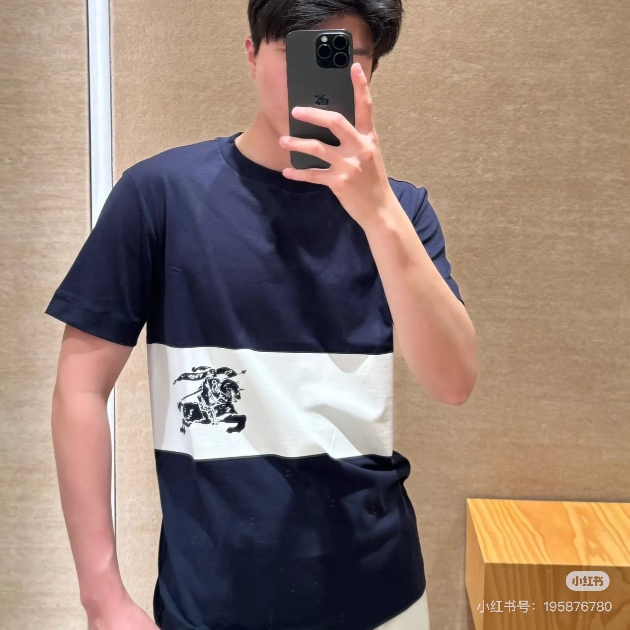 버버리 반팔티 남성