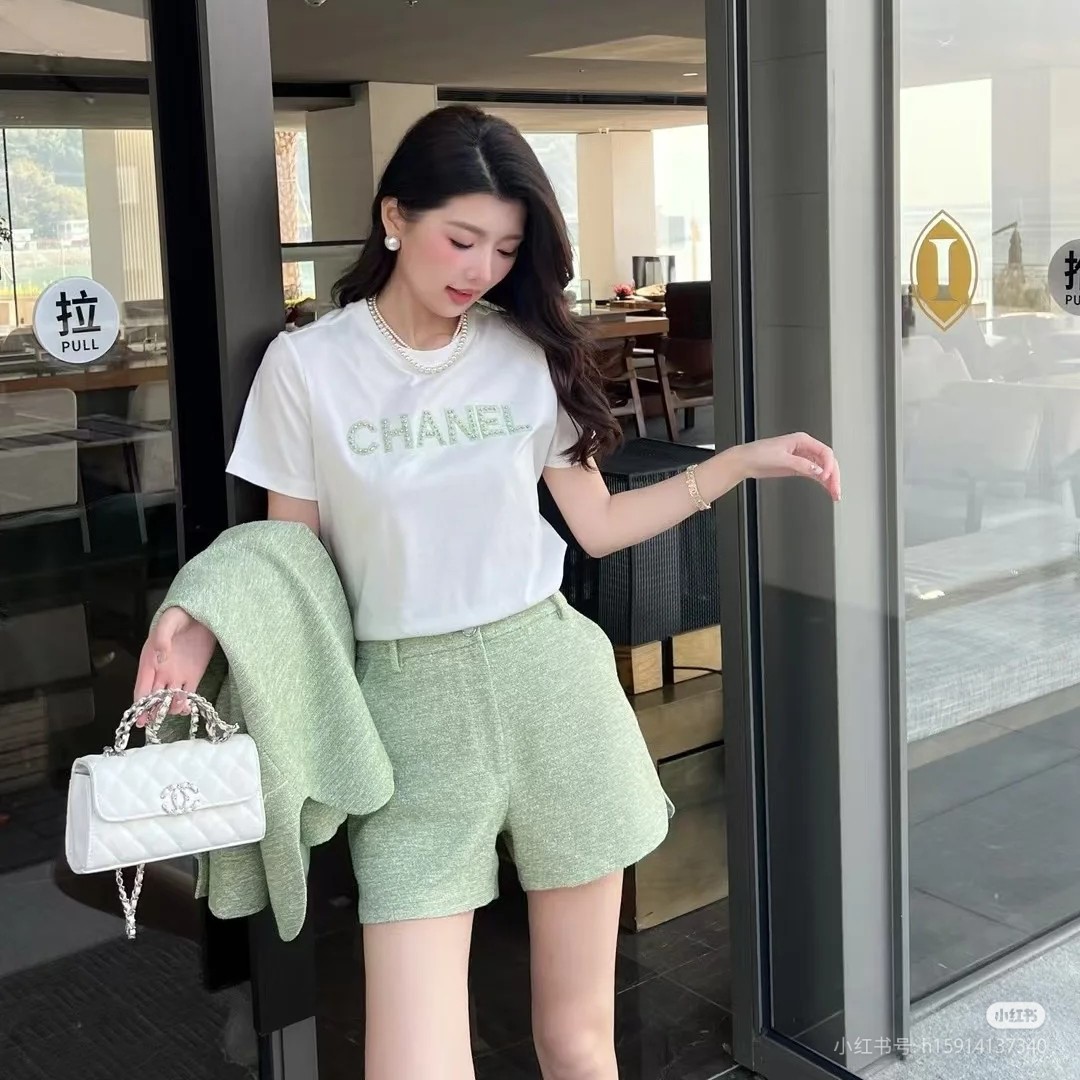 샤넬 반팔티