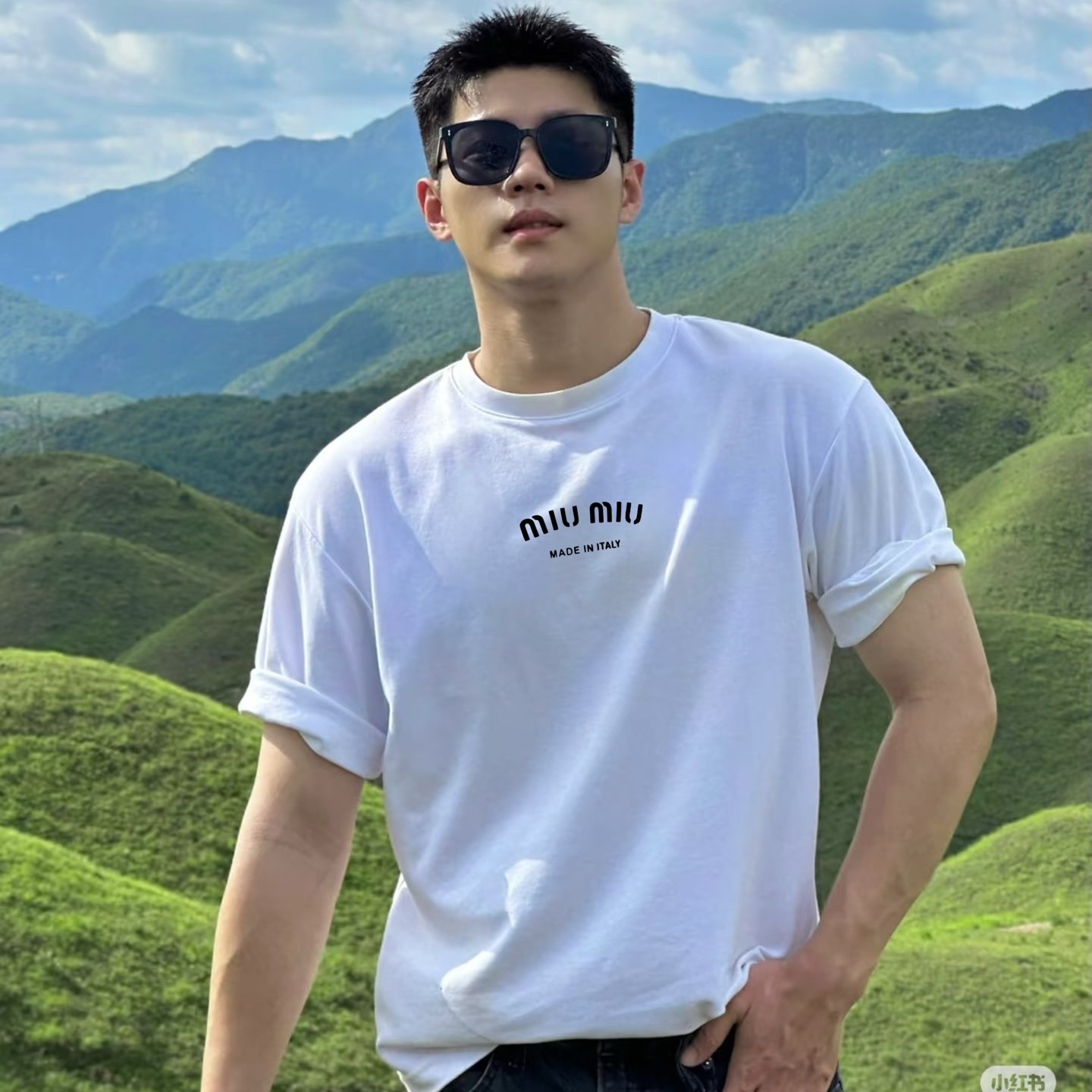 미우미우 남녀공용 반팔티 2가지 색상