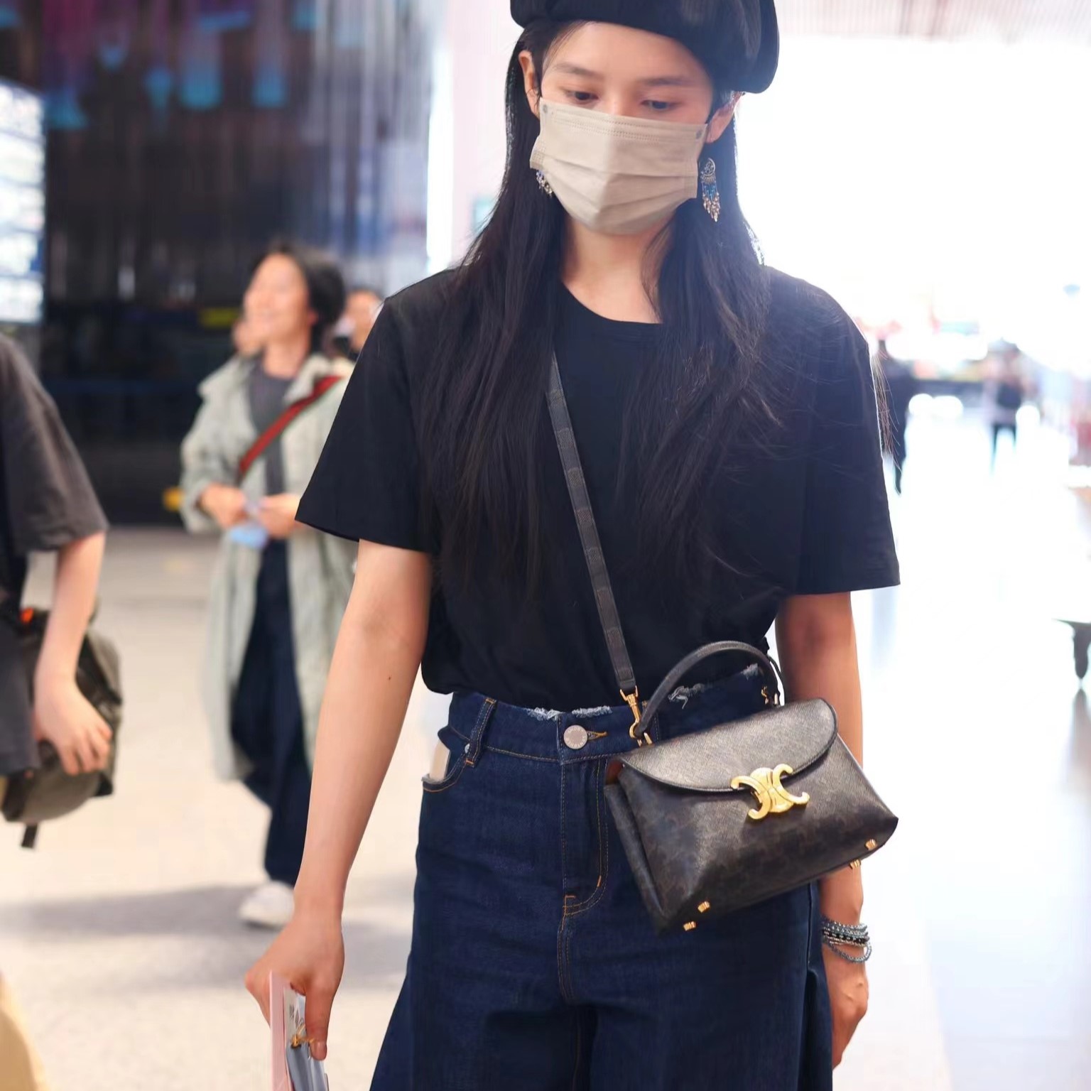 셀린느 니노 카프스킨 스몰 숄더백