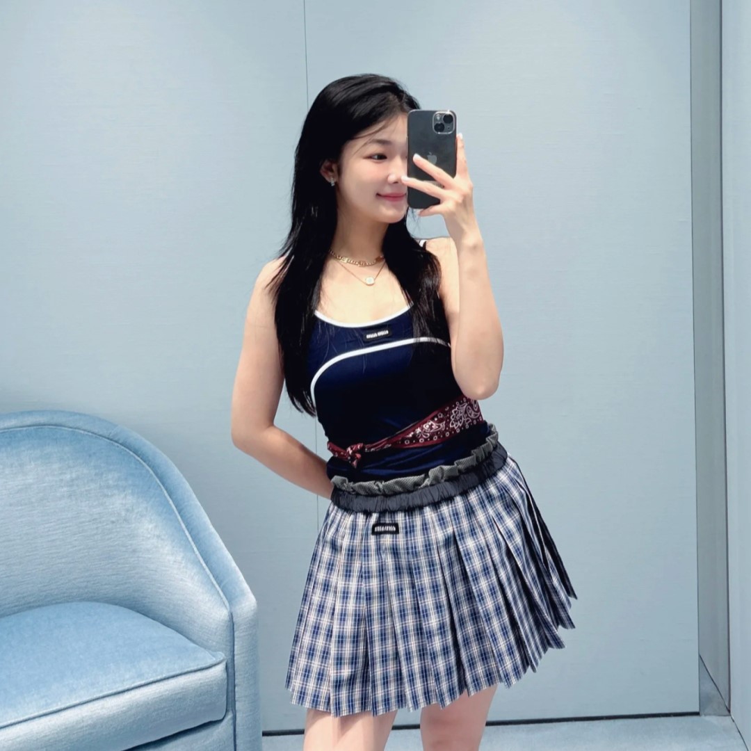 미우미우 나시 티셔츠