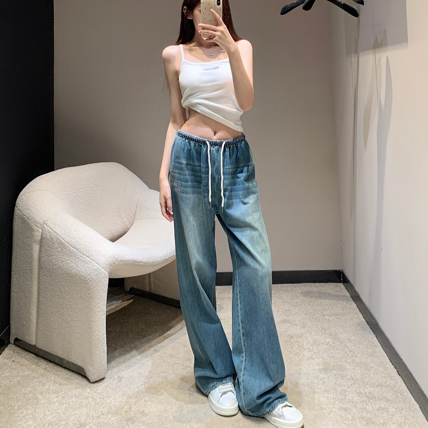 미우미우 여성 청바지