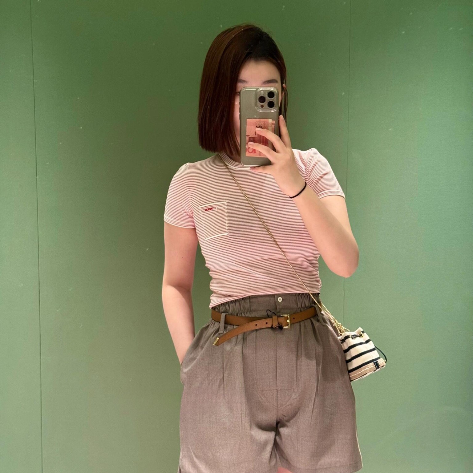 프라다 여성 반팔티