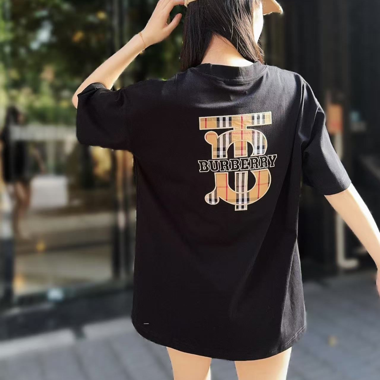 버버리 남녀공용 반팔티