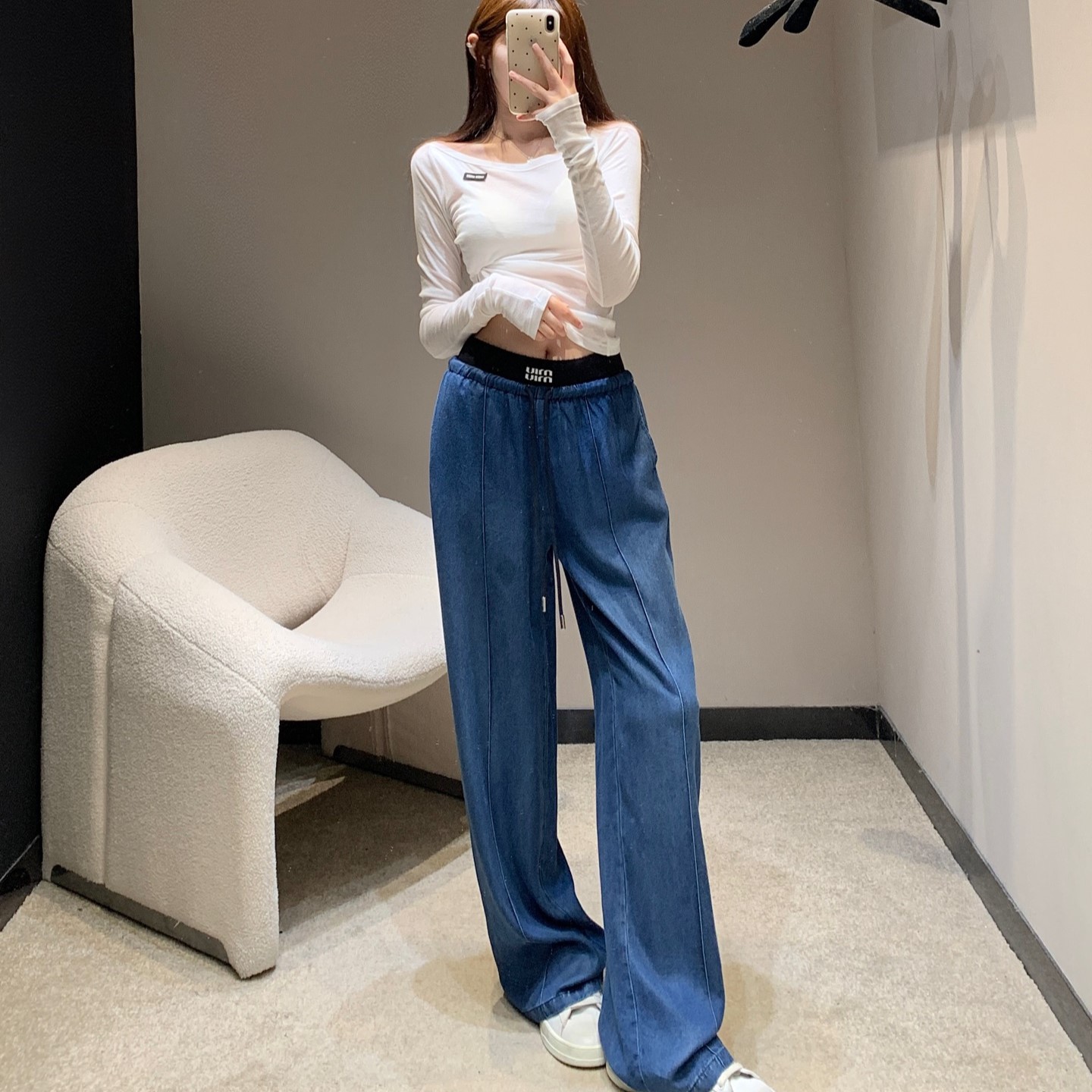 미우미우 여성 청바지