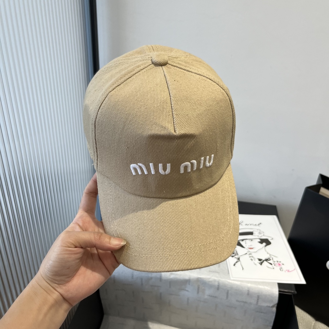 미우미우 모자 볼캡