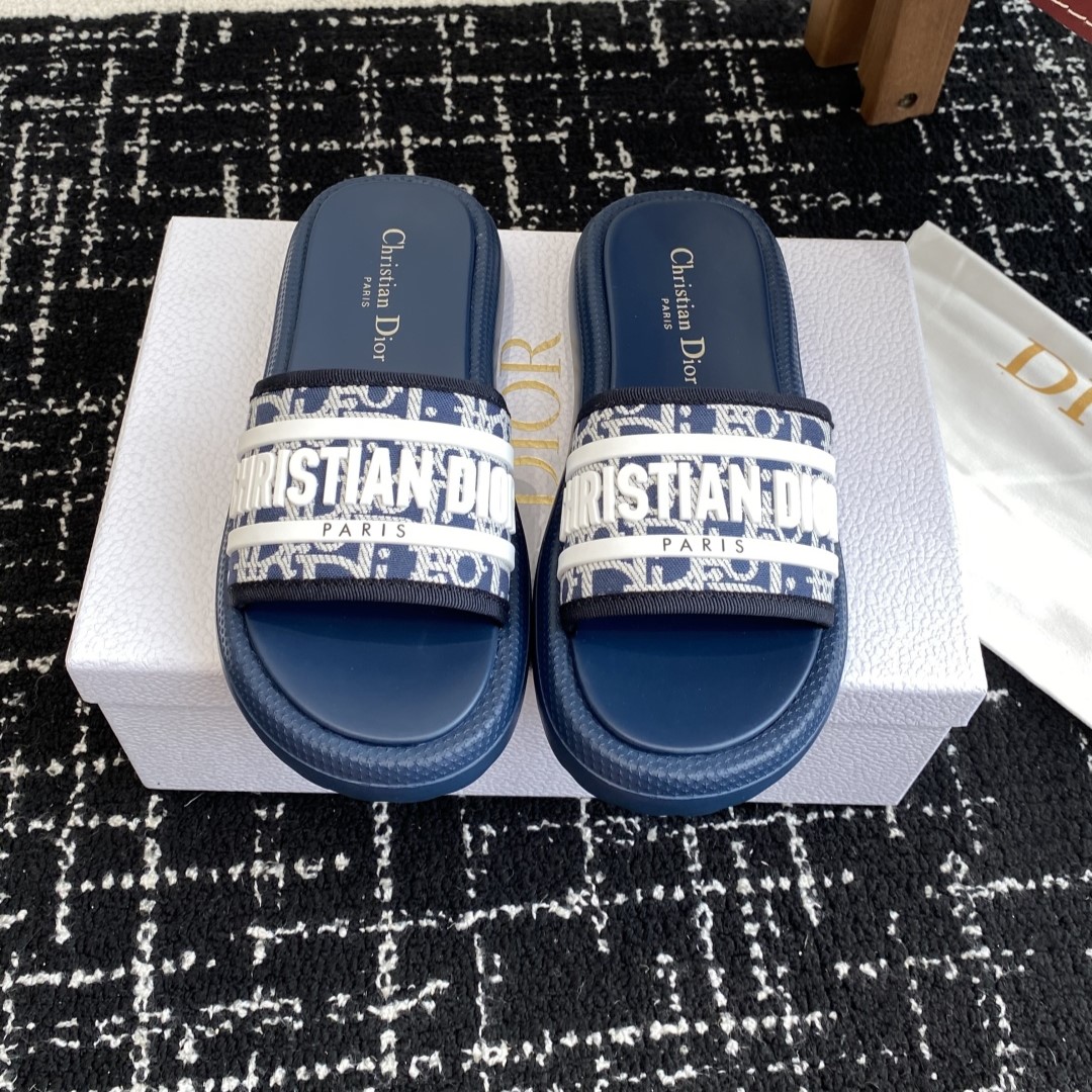 디올 여성 슬리퍼