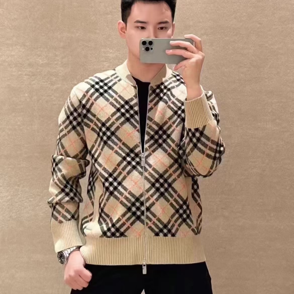 버버리 남성 자켓 2가지 색상