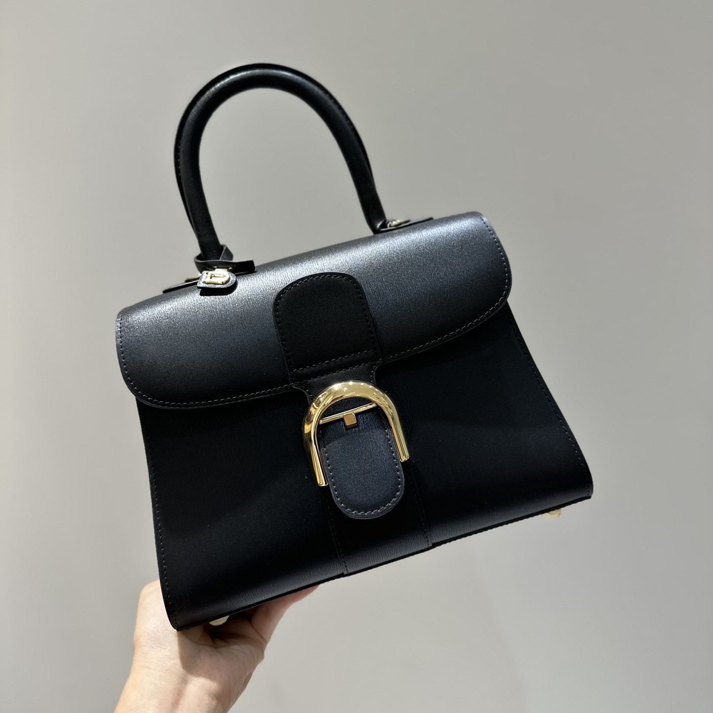 델보 숄더백 24FW 브리앙 PM 사이즈