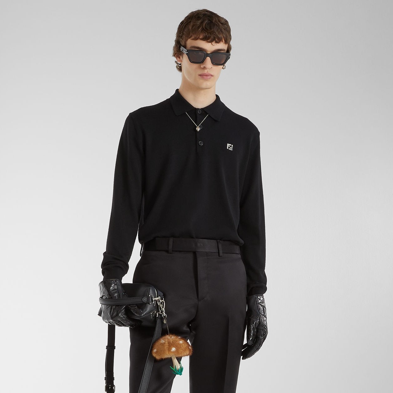 펜디 남성 니트 긴팔 티셔츠