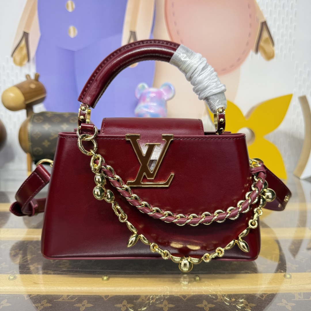 루이비통 카퓌신 토트백 이스트웨스트