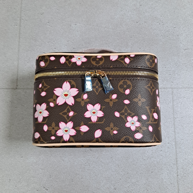 루이비통 무라카미 벚꽃 앤딩 니스 미니