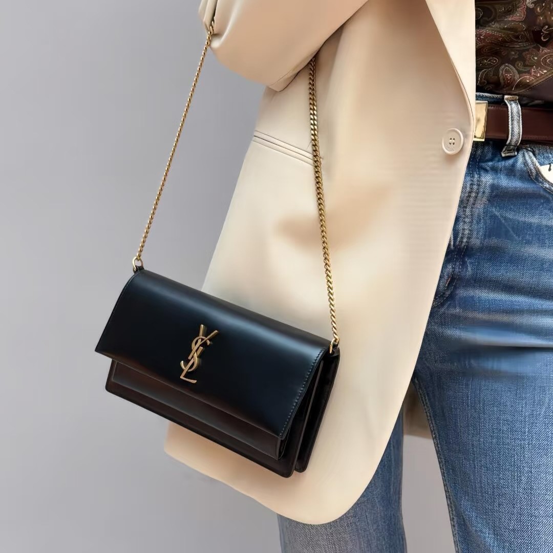 입생로랑 체인 스트랩 선셋 클러치백 810997