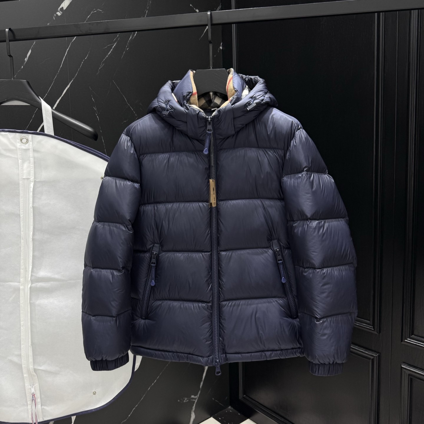 버버리 남성 패딩