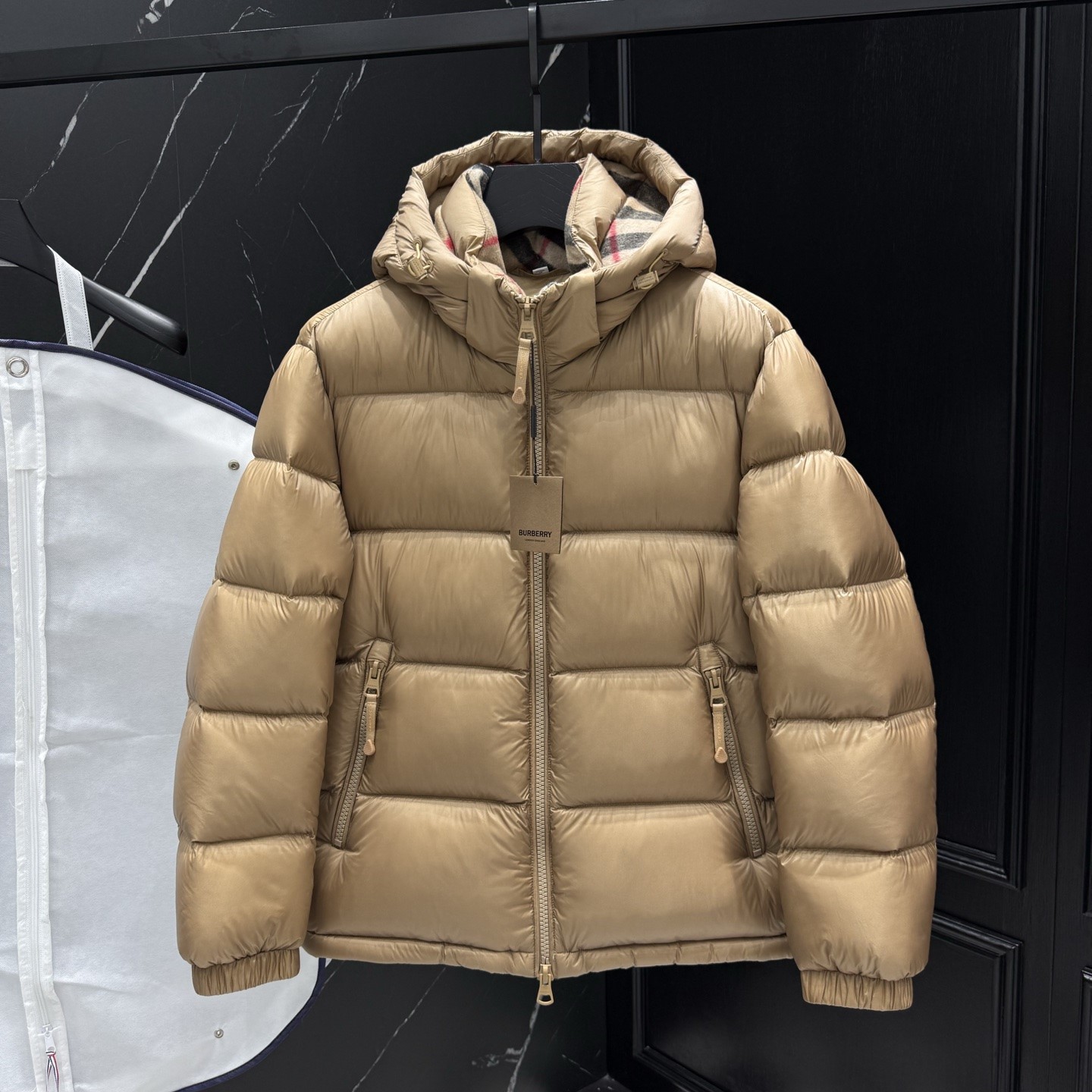 버버리 남성 패딩