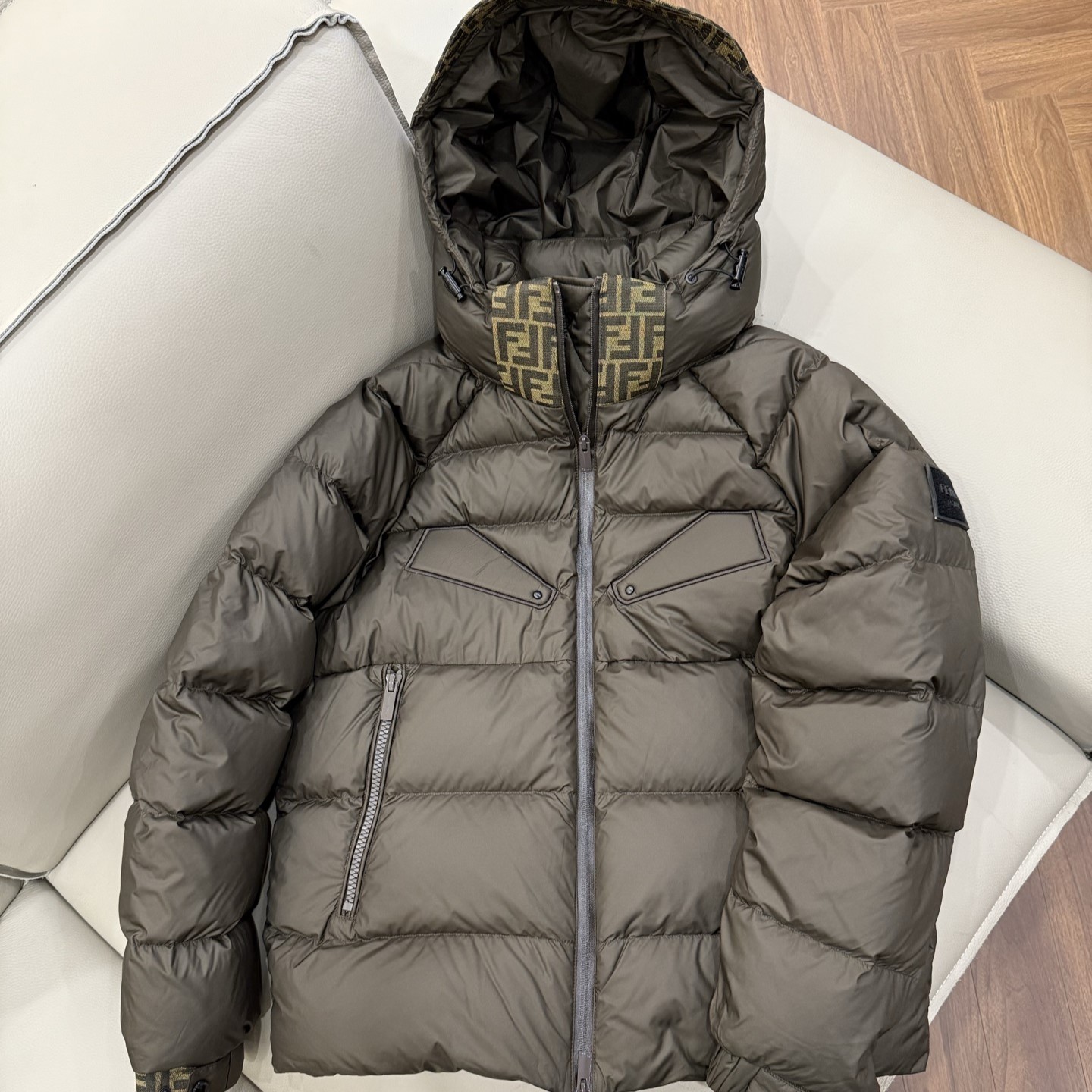 펜디 남성 패딩