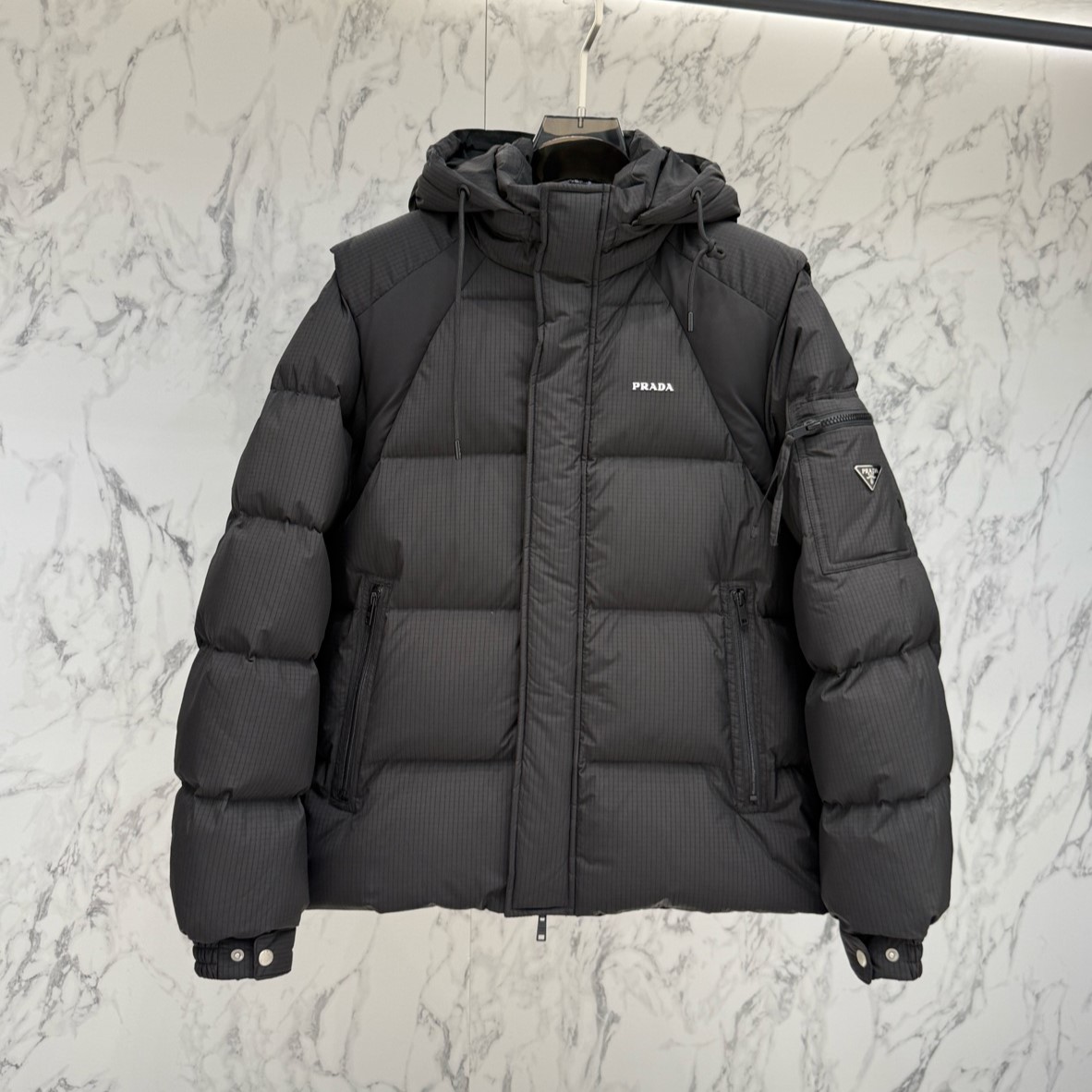 프라다 남성 패딩 (조끼 분리형)