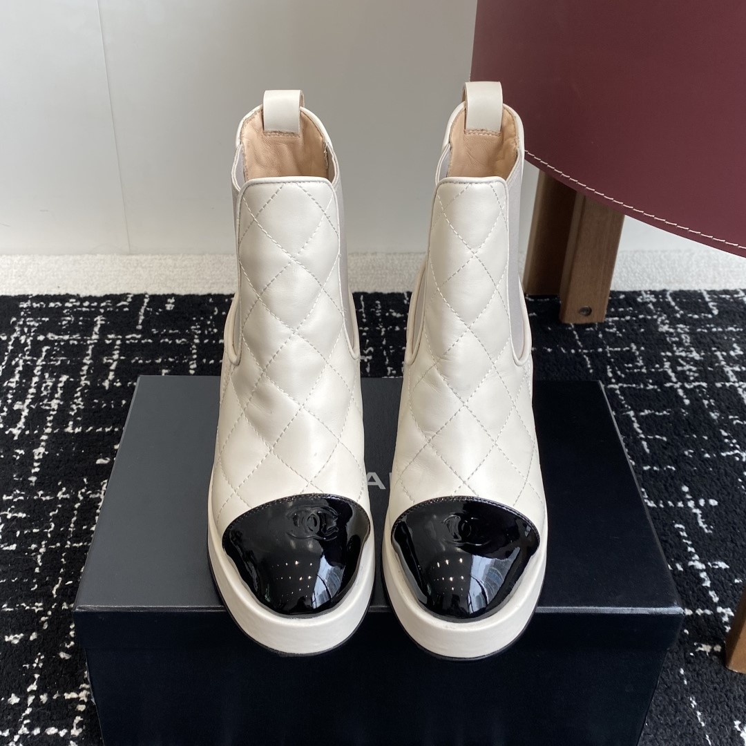 샤넬 앵글 부츠