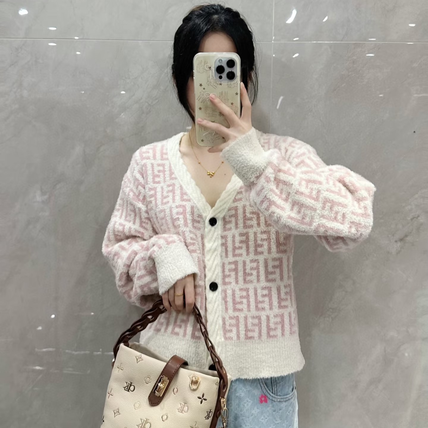 펜디 여성 가디건 2가지 색상