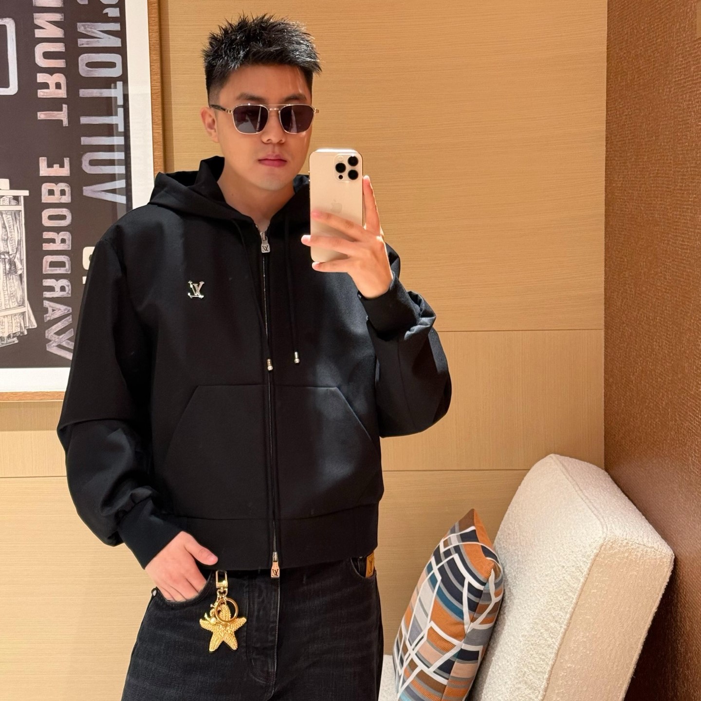 루이비통 후드집업 남성 2가지 색상