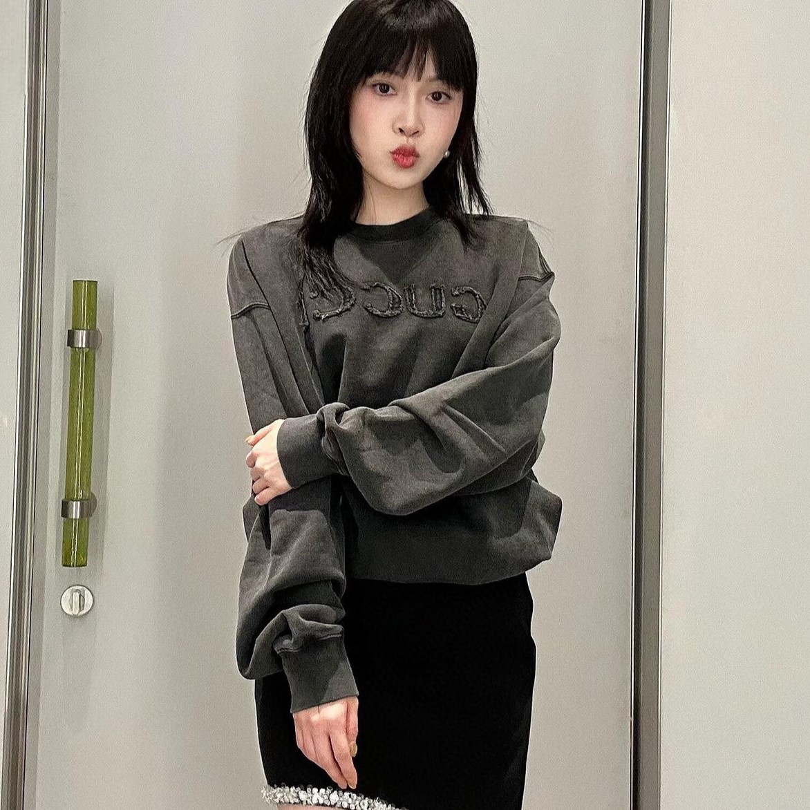 구찌 긴팔 티셔츠 남녀공용