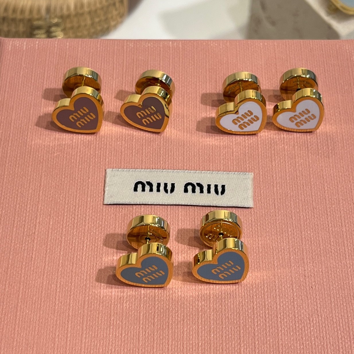 미우미우 귀걸이 3가지 색상