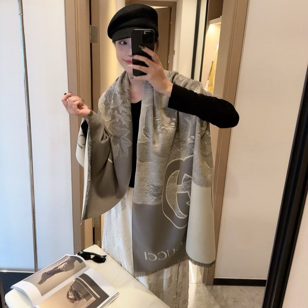 구찌 머플러 목도리