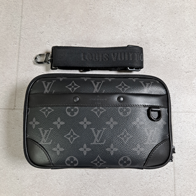 루이비통 알파 메신저 크로스백 M46955
