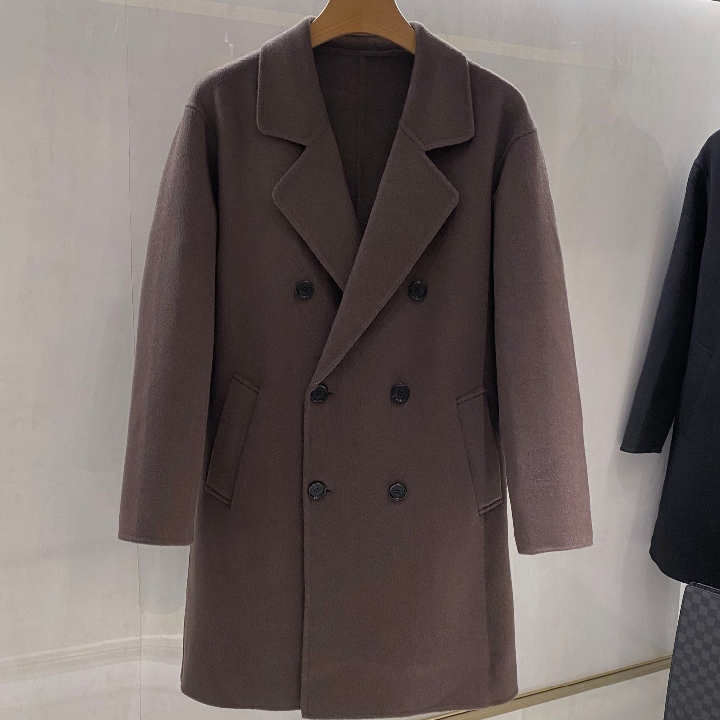 로로피아나 남성 더블 코트