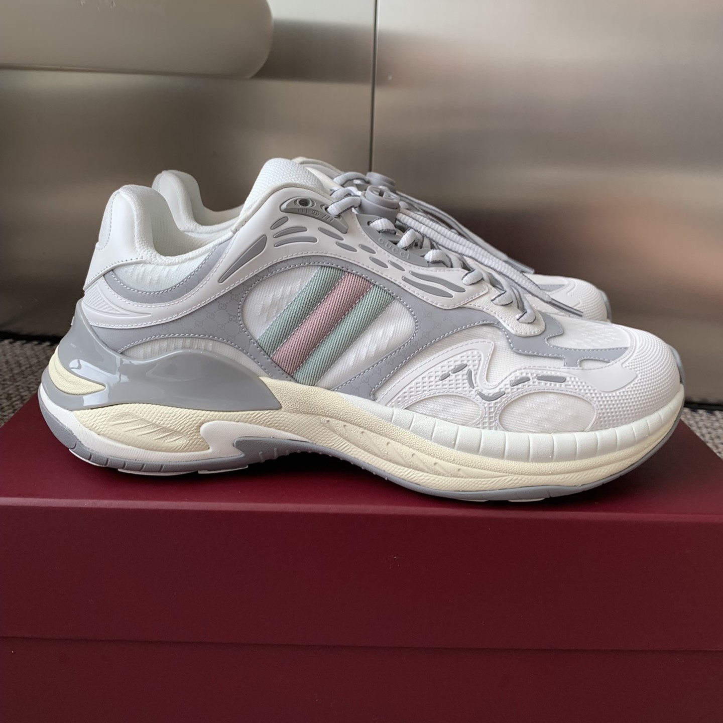 구찌 2.0 트레이너 스니커즈 남녀공용