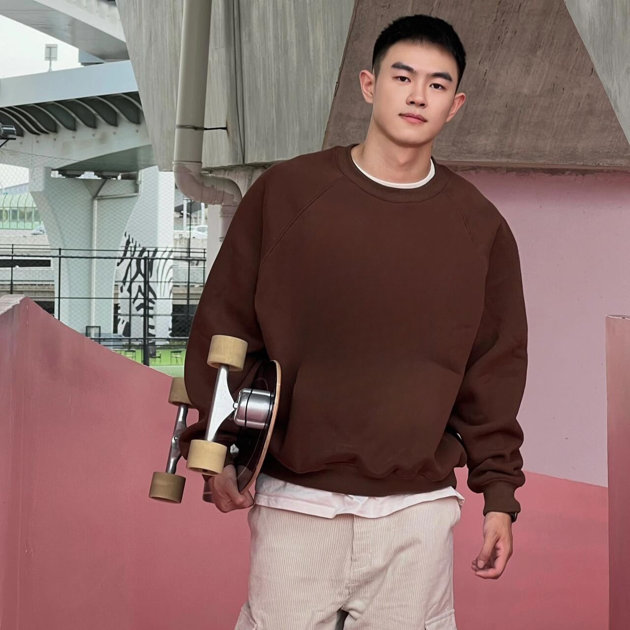 프라다 긴팔 티셔츠 남녀공용