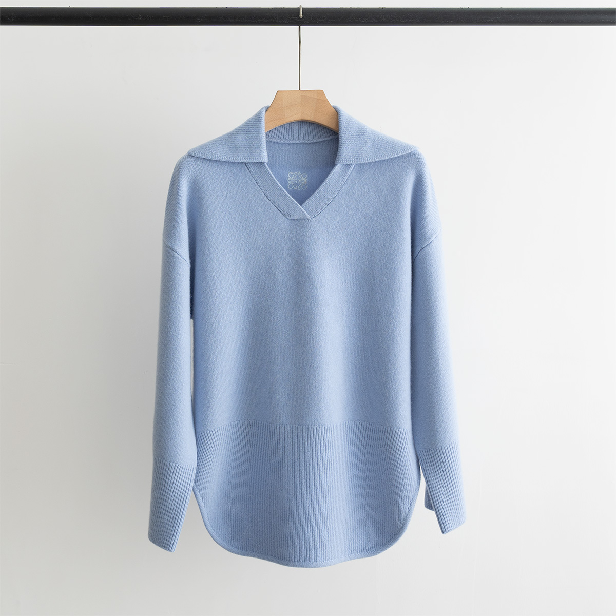 로에베 여성 폴로 니트 티셔츠 2가지 색상