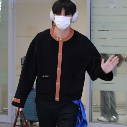 셀린느 가디건 남녀공용