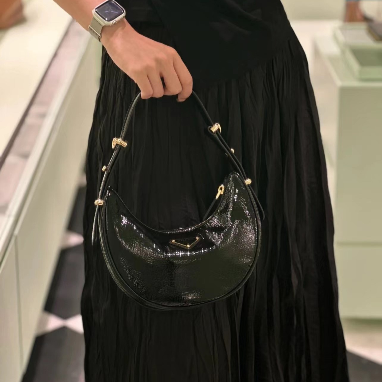 프라다 아르케 스몰 숄더백 1BC194