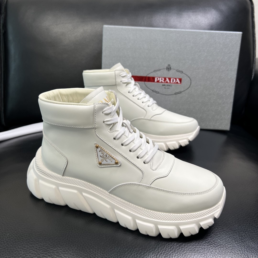 프라다 남성 하이탑 스니커즈