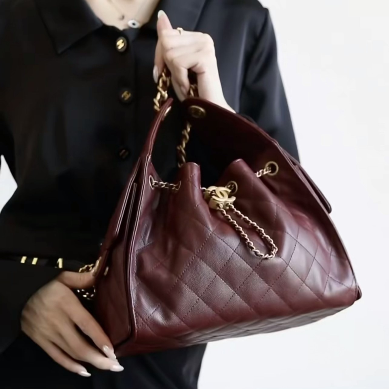 샤넬 25백 스몰 캐비어