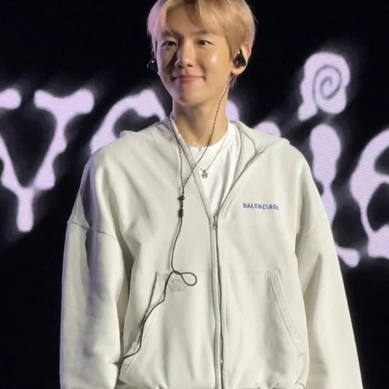 발렌시아가 후드 집업 남녀공용