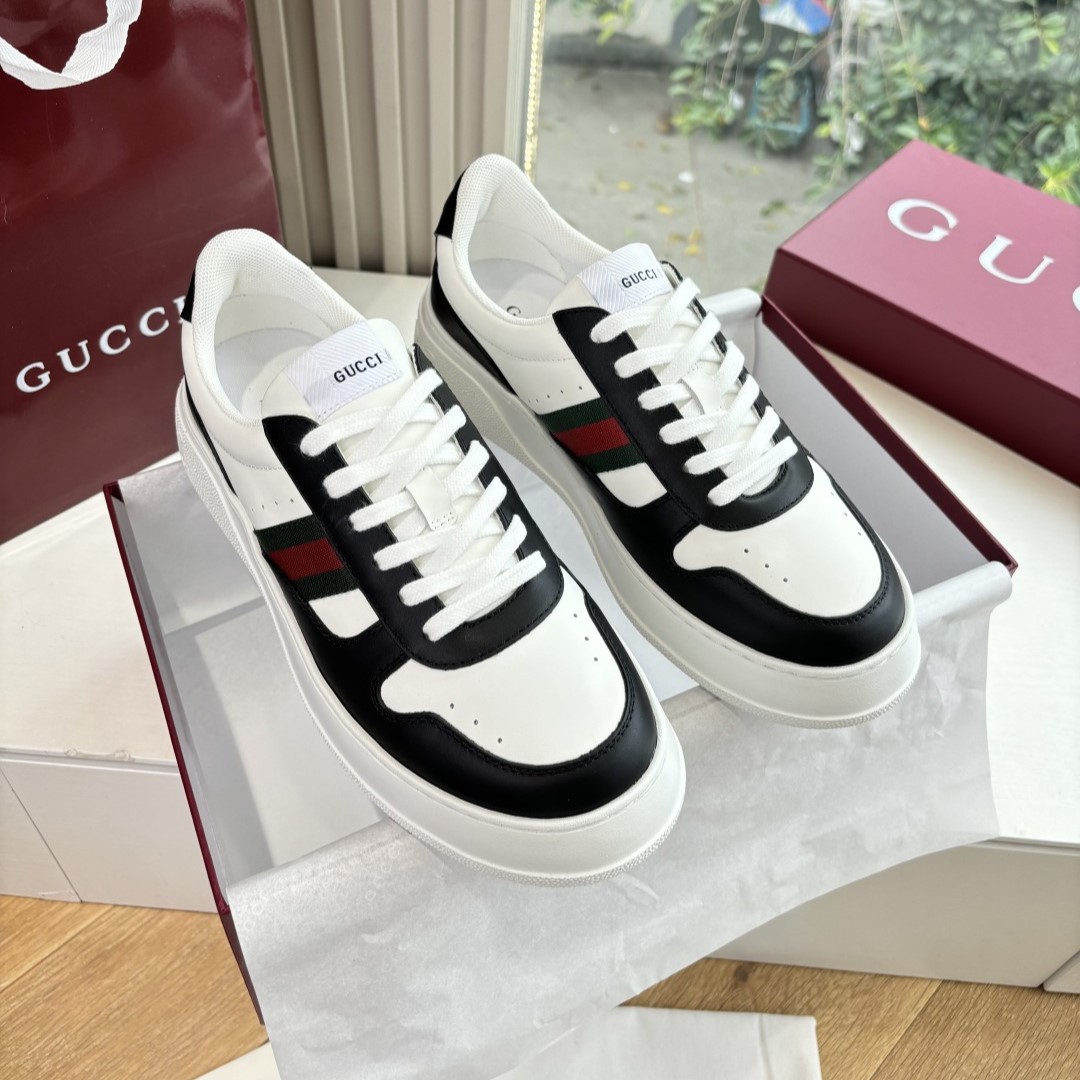 구찌 청키 스니커즈 남녀공용