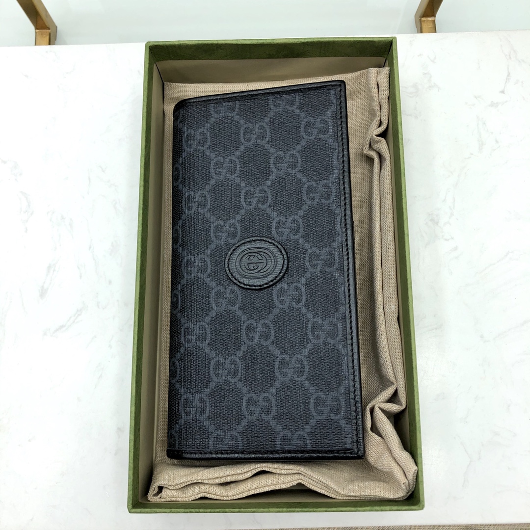 구찌 GG 인트로킹 베이지 장지갑 672947