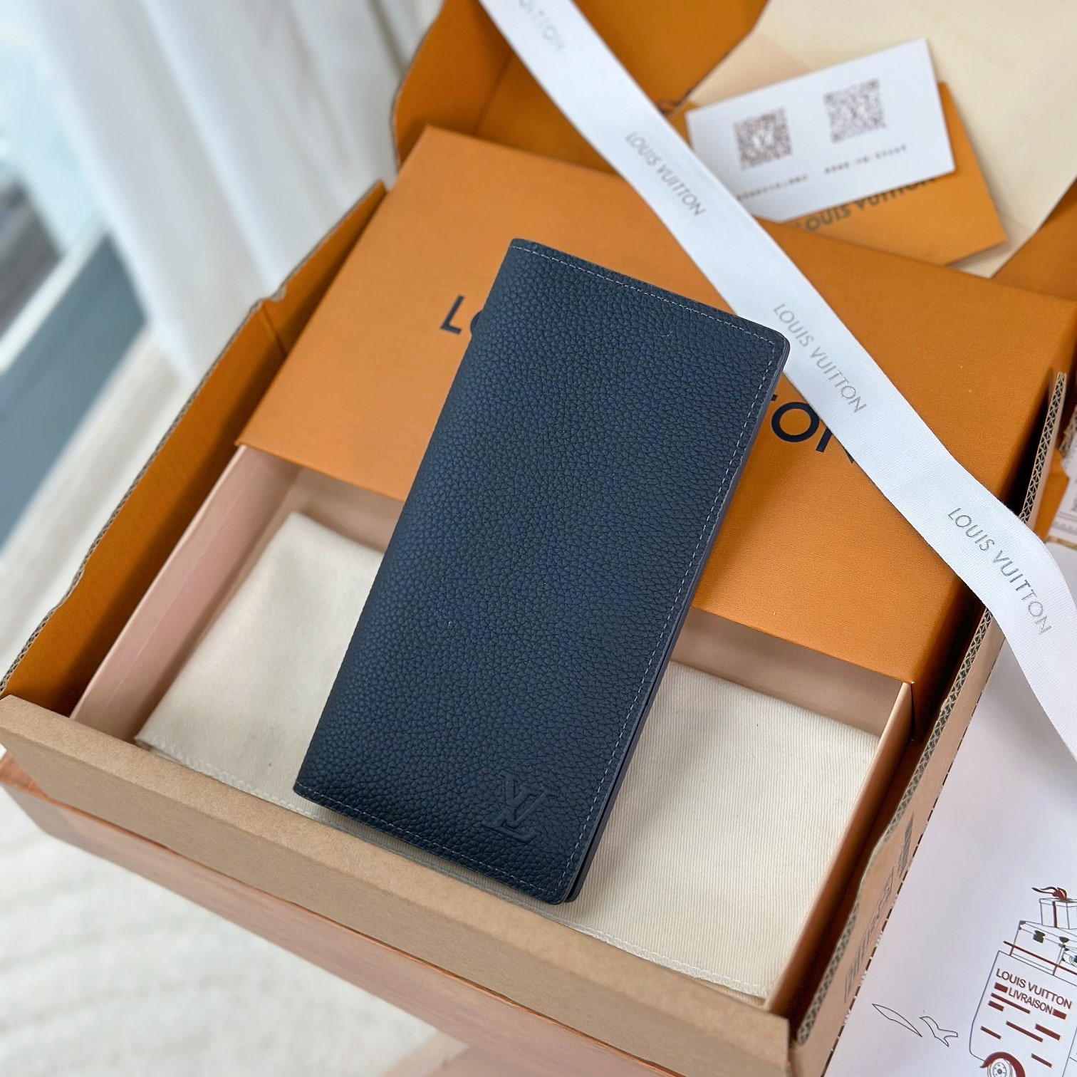 루이비통 브라짜 남성 장지갑 M83126