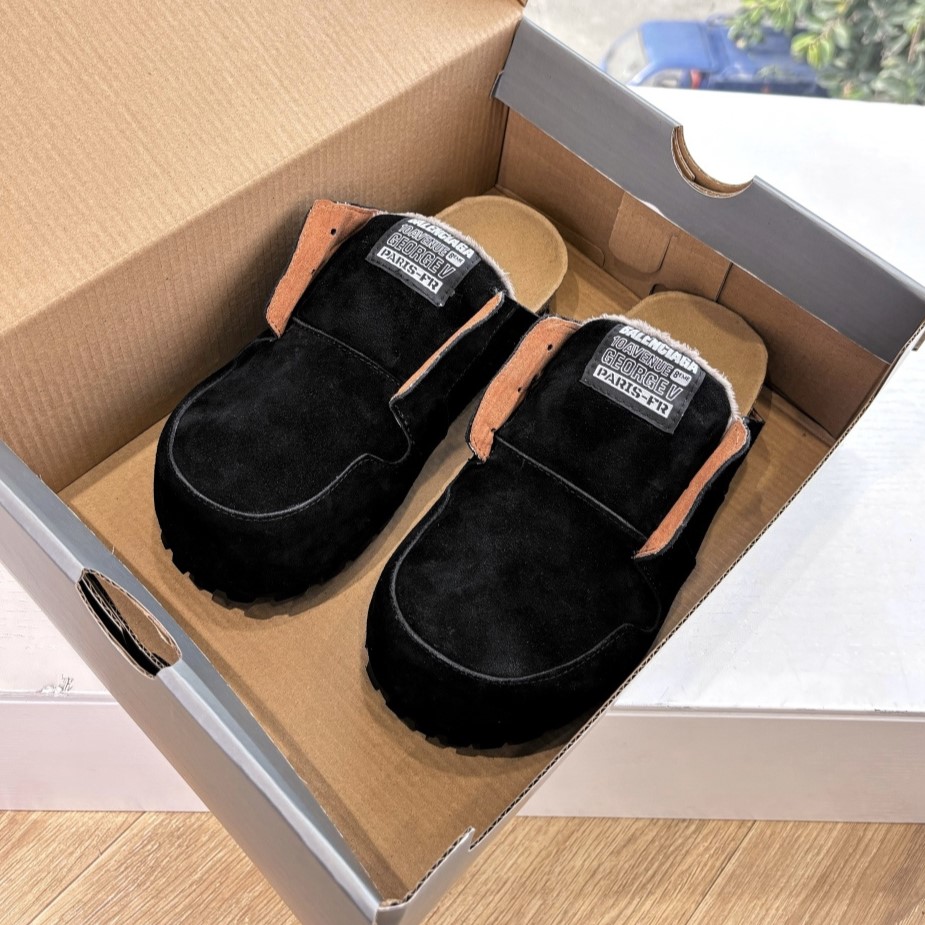 발렌시아가 블로퍼 뮬 슬리퍼