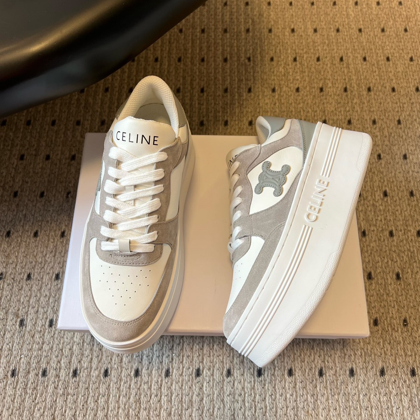 셀린느 웨지 아웃솔 블록 스니커즈