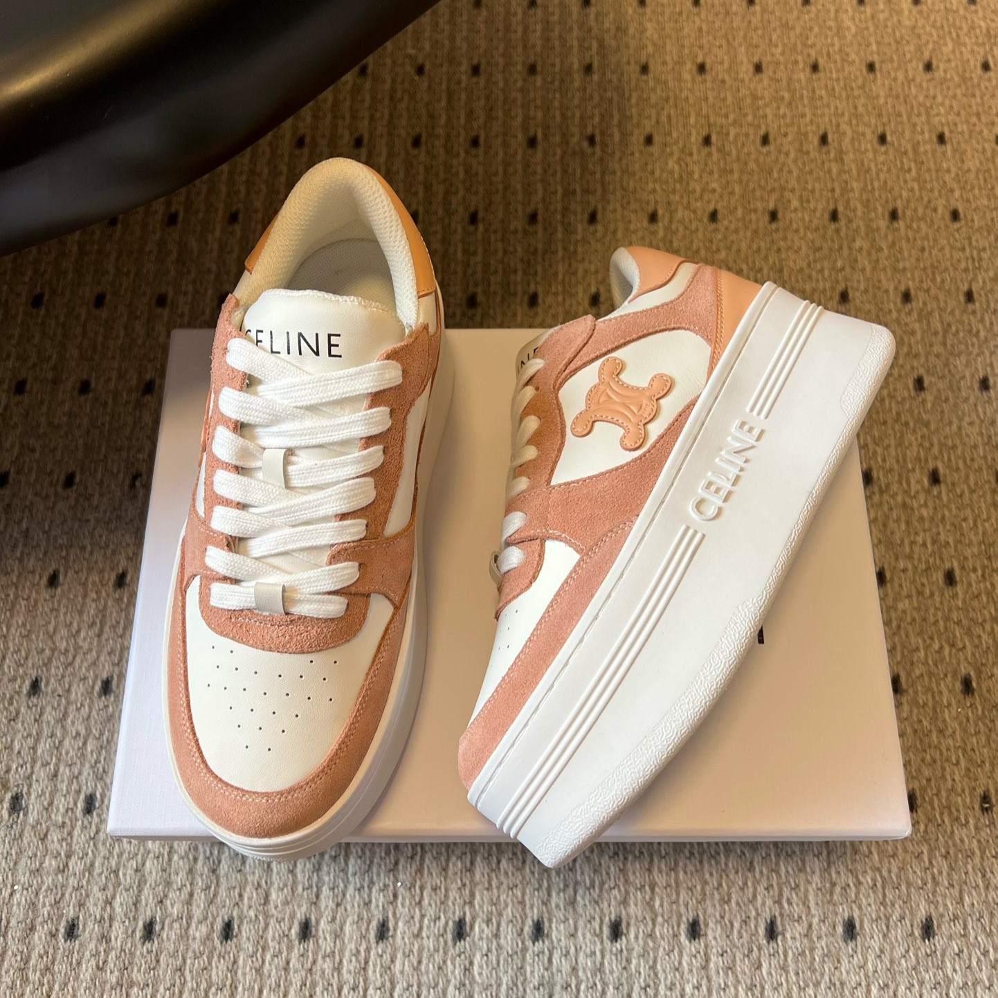 셀린느 웨지 아웃솔 블록 스니커즈