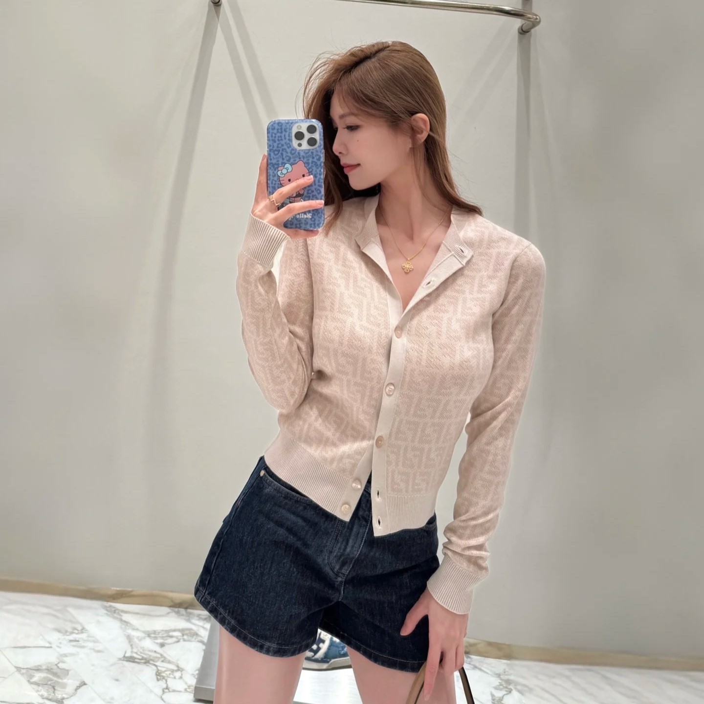 펜디 여성 가디건