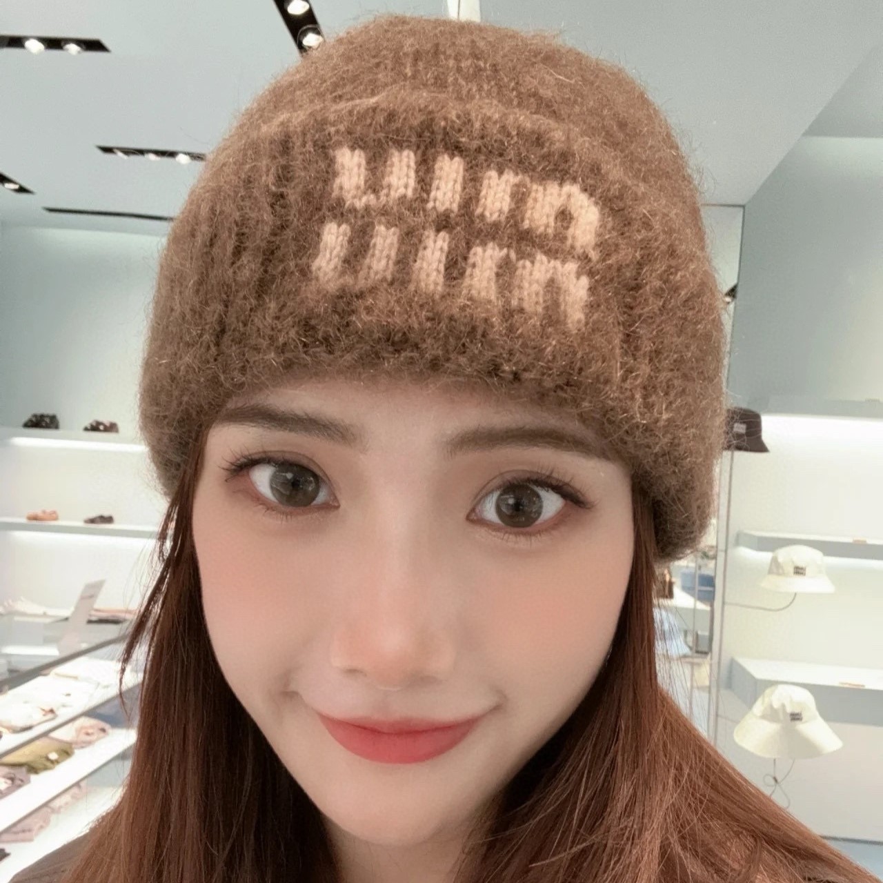 미우미우 모자 비니 2가지 색상